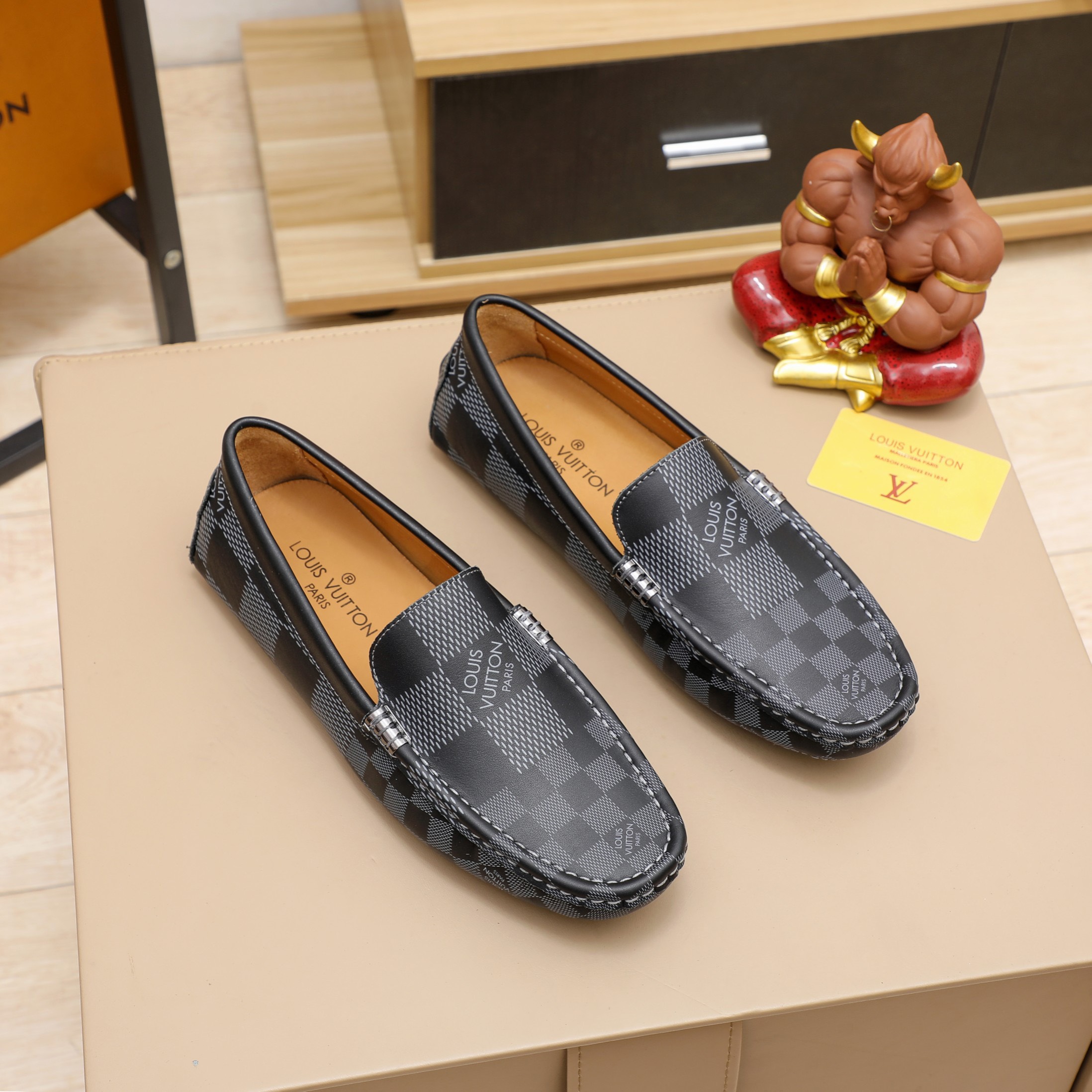 Giày nam Louis Vuitton Siêu Cấp RLCLV1490