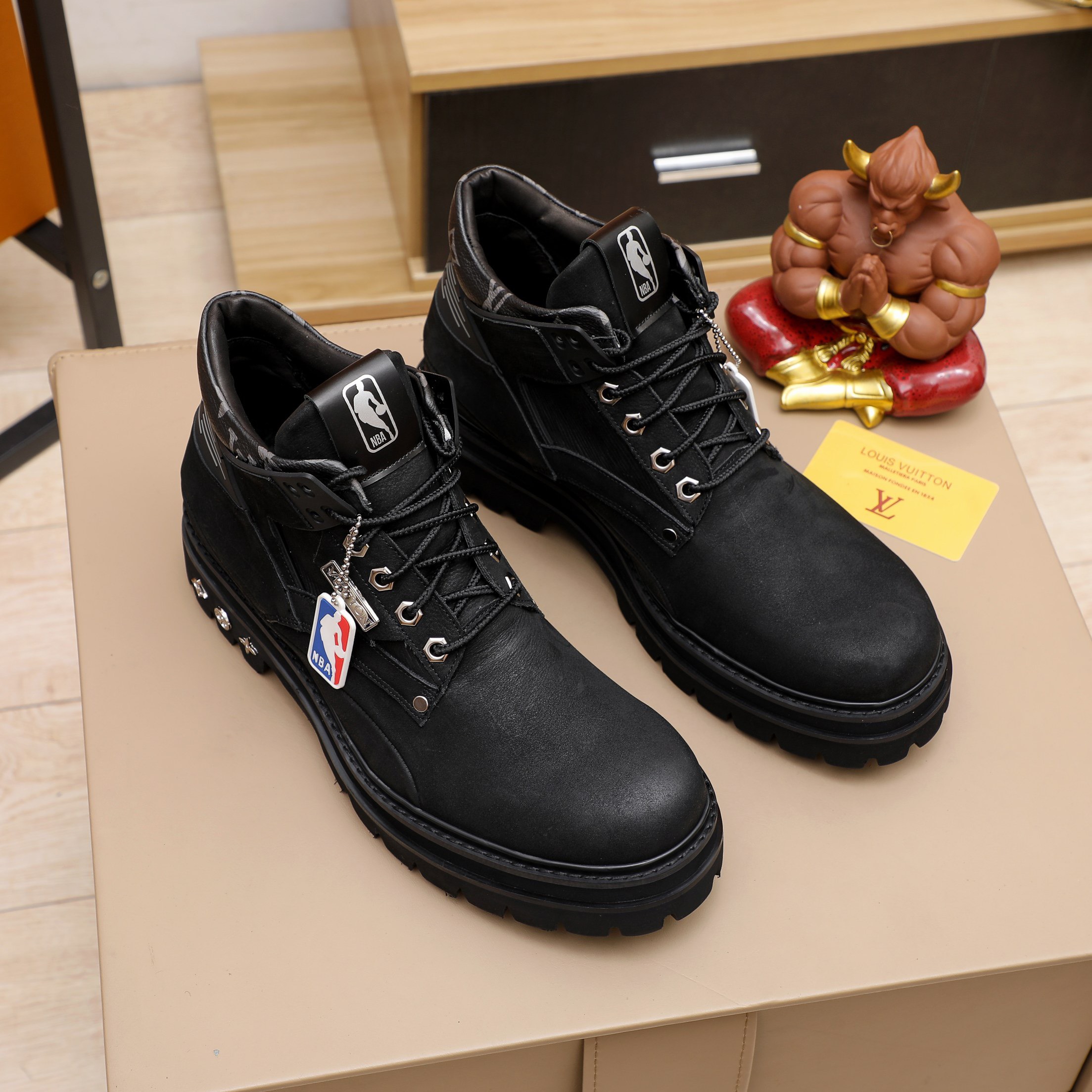 Giày nam Louis Vuitton Siêu Cấp RLCLV1505