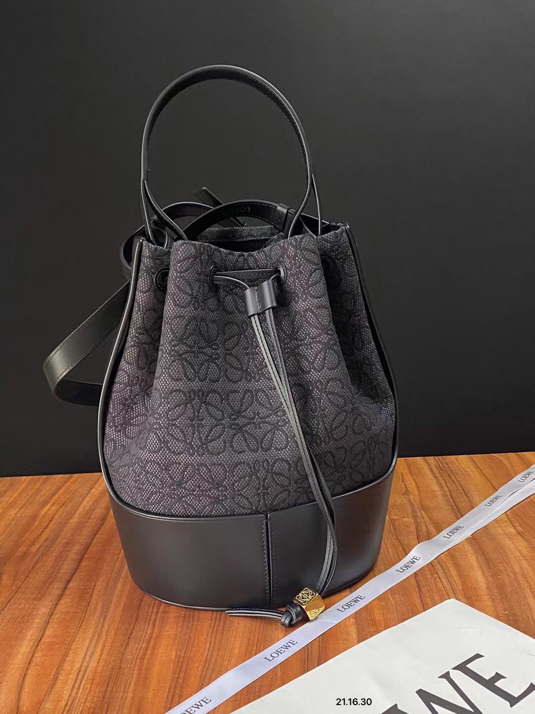Túi Xách Nữ Loewe Siêu Cấp RLCLW1538