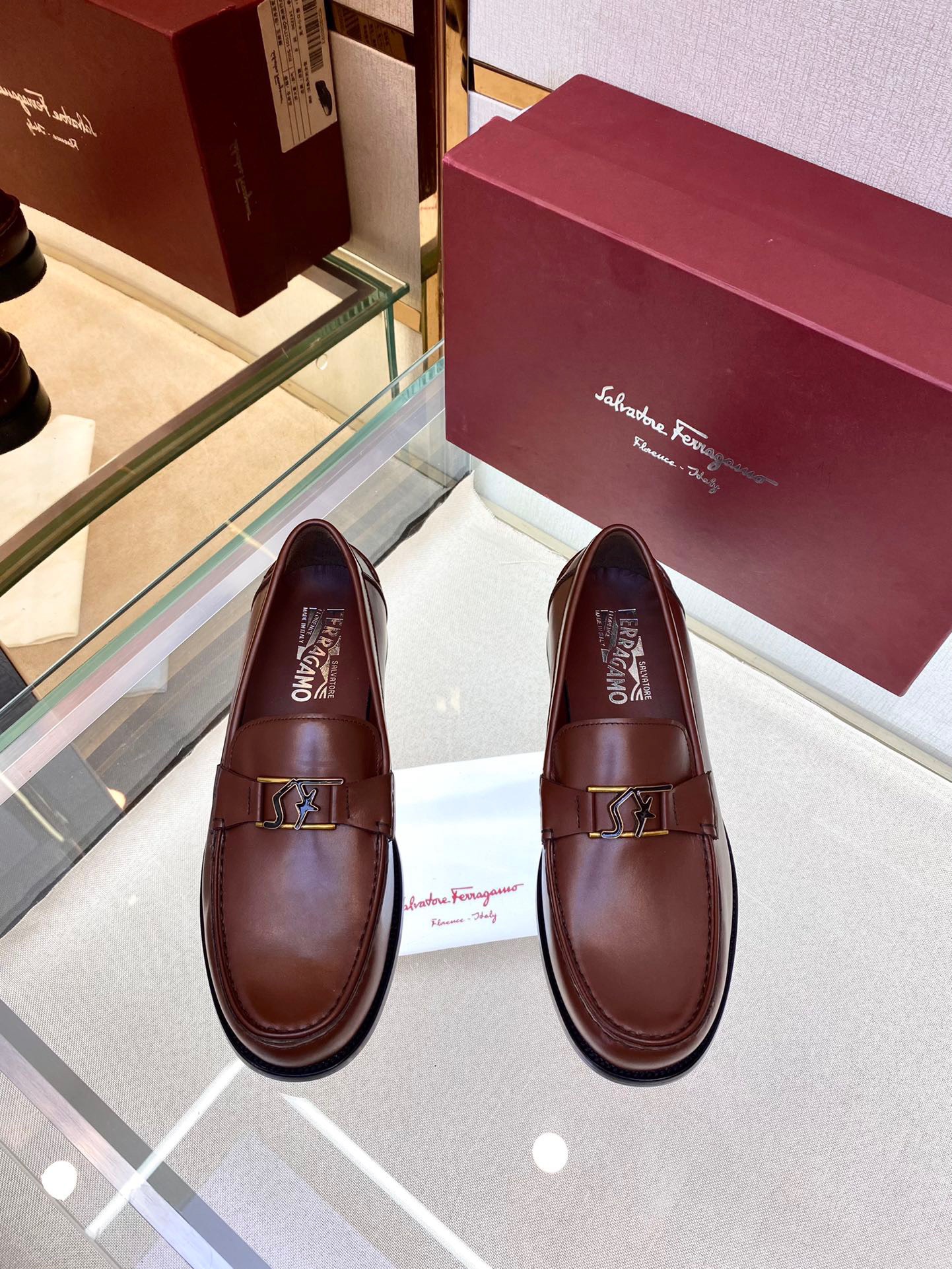 Giày nam Salvatore Ferragamo Siêu Cấp RLCSVT1820