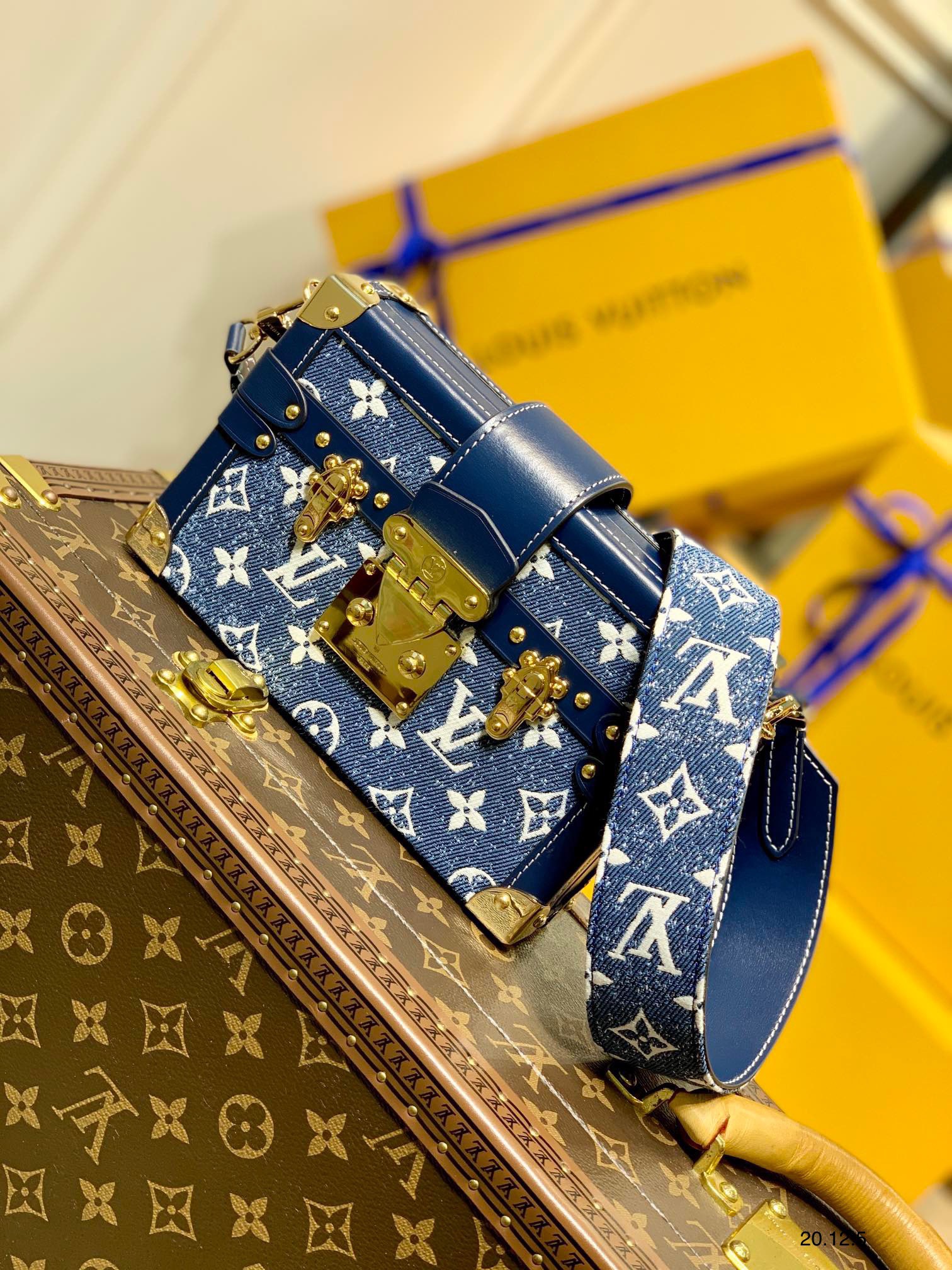 Túi xách nữ Louis Vuitton Siêu Cấp RLCLV1996