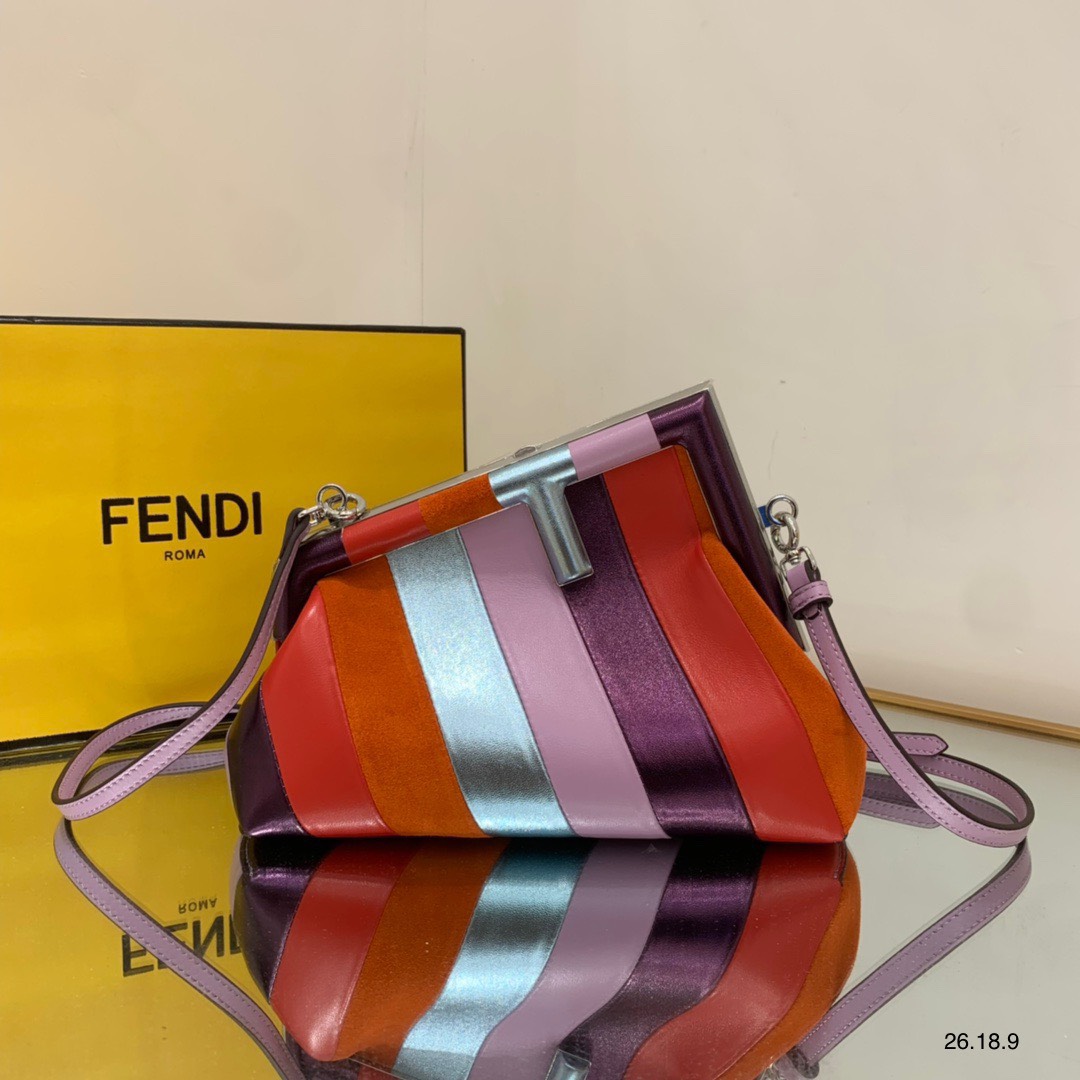 Túi Xách Nữ Fendi Siêu Cấp RLCFD2080