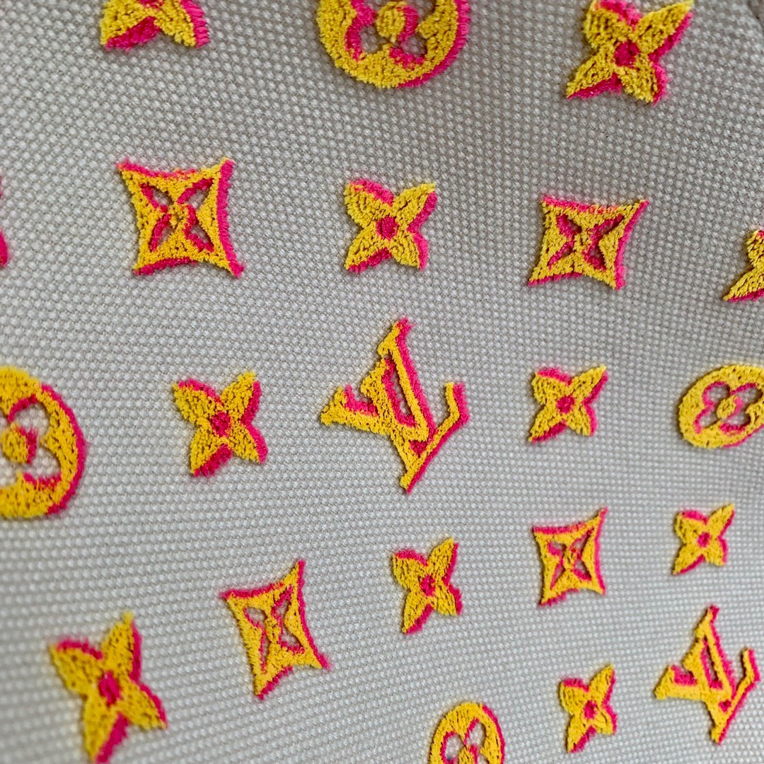 z3553211939752_f8046e0d7157d6e53fae16a194b4d488