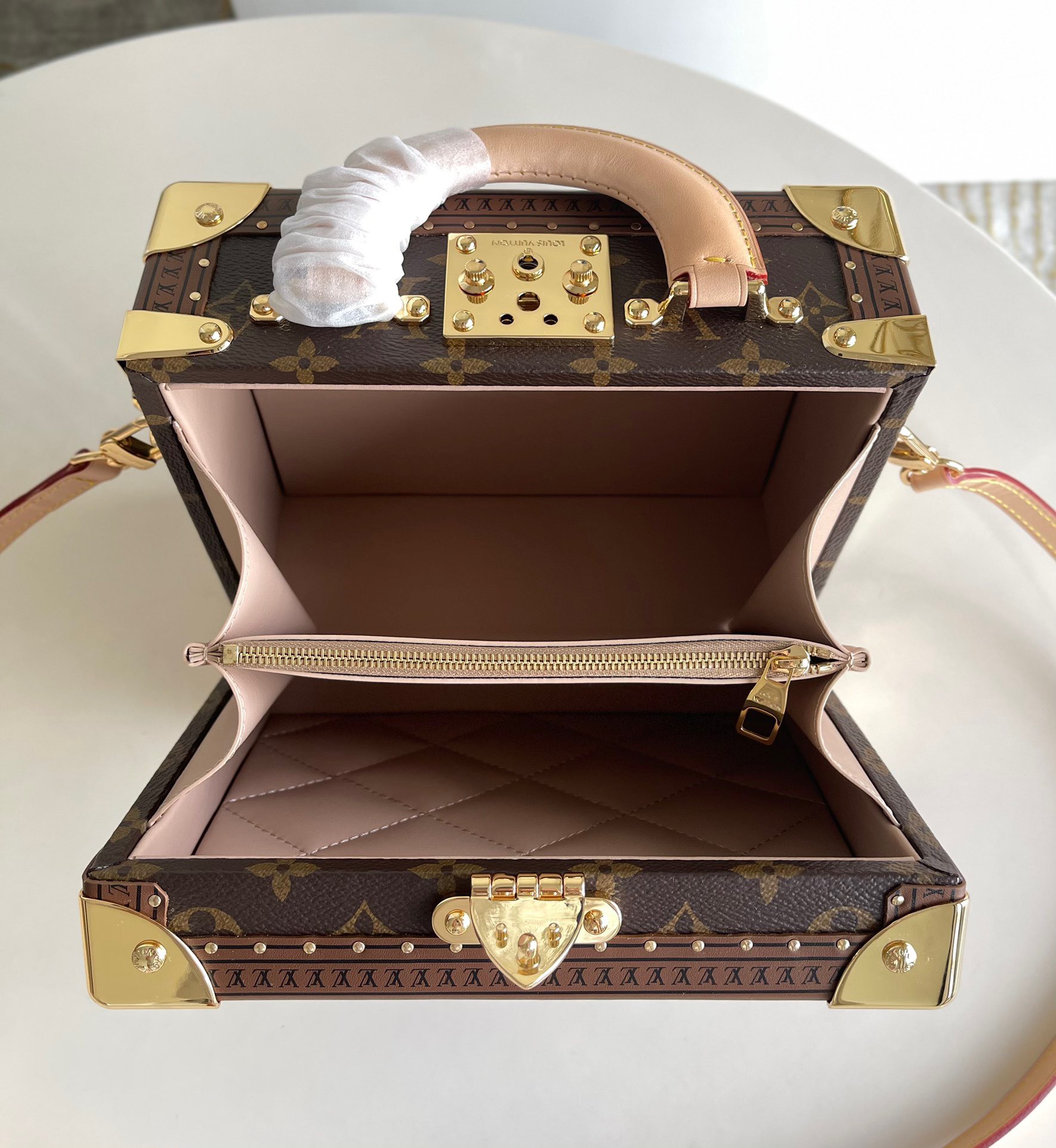 z3574129146413_6fa43d00af9fa362e7c88a3d18b55c12