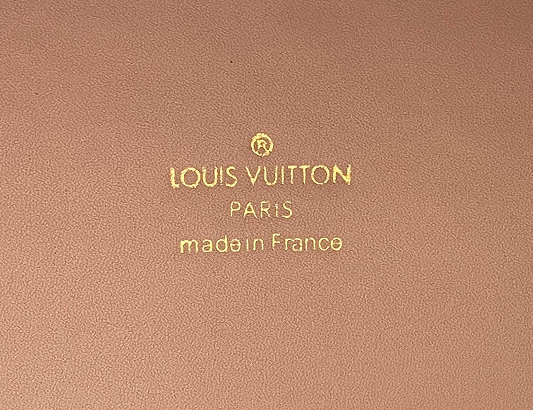 z3574129206165_7169d583932acf672b858a7cd111d905