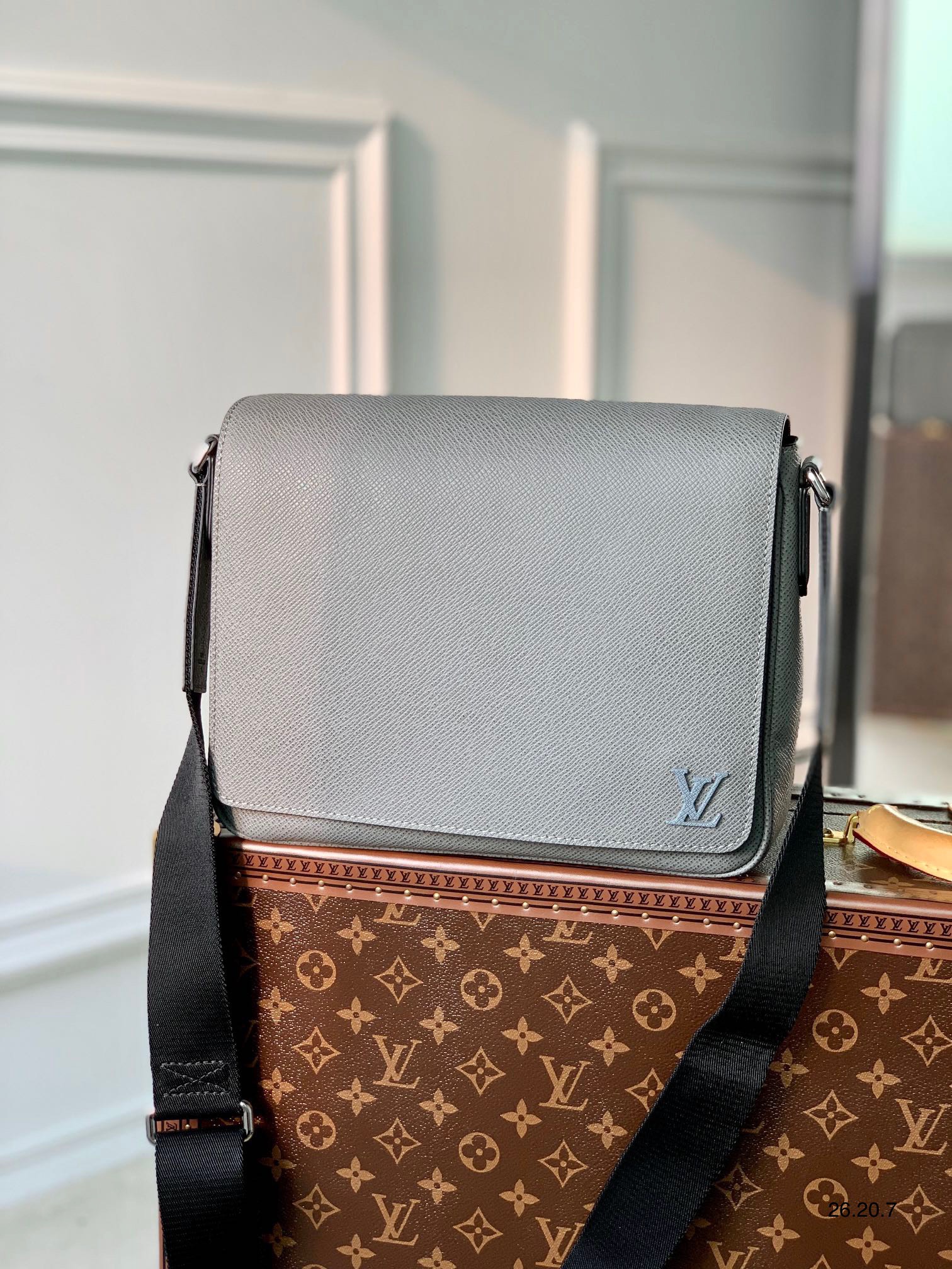 Túi xách Louis Vuitton Siêu Cấp RLCLV2415