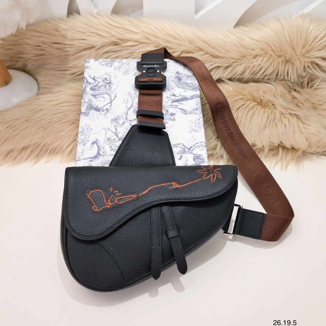 Túi xách nam Dior Siêu Cấp RLCDO2436