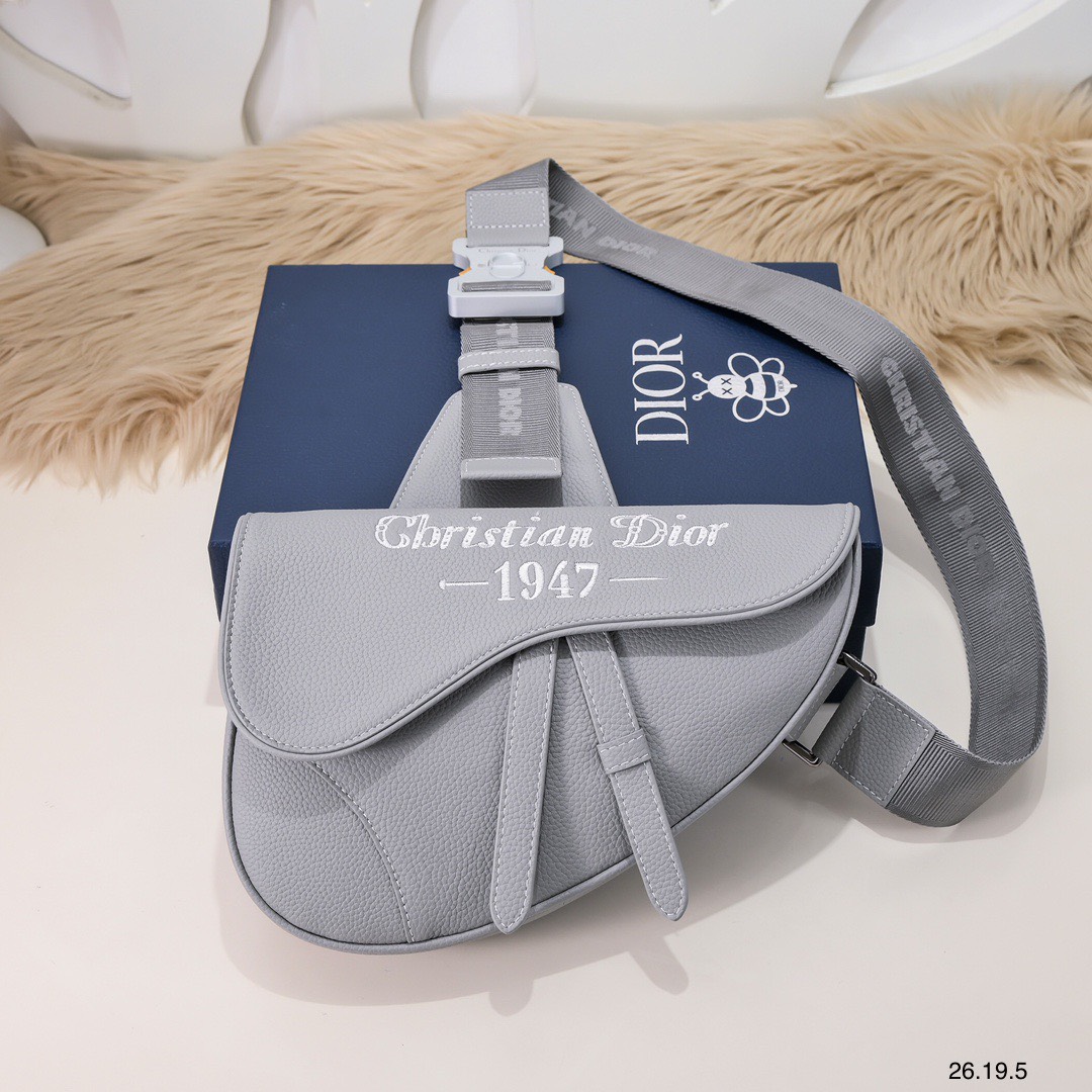 Túi xách nam Dior Siêu Cấp RLCDO2439