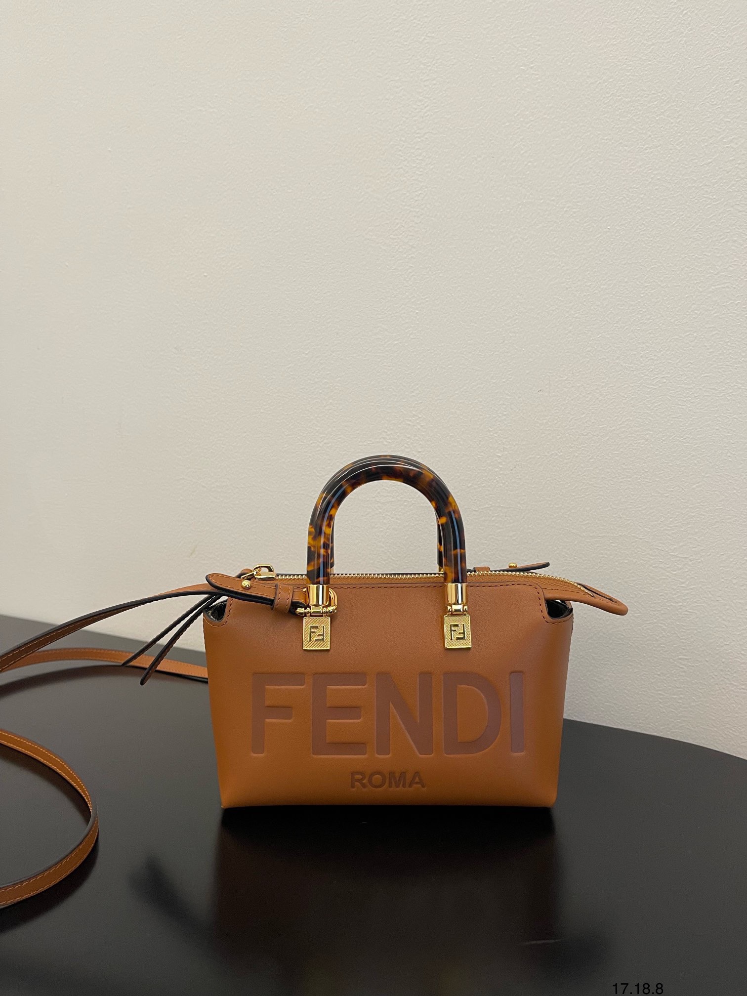 Túi Xách Nữ Fendi Siêu Cấp RLCFD2442