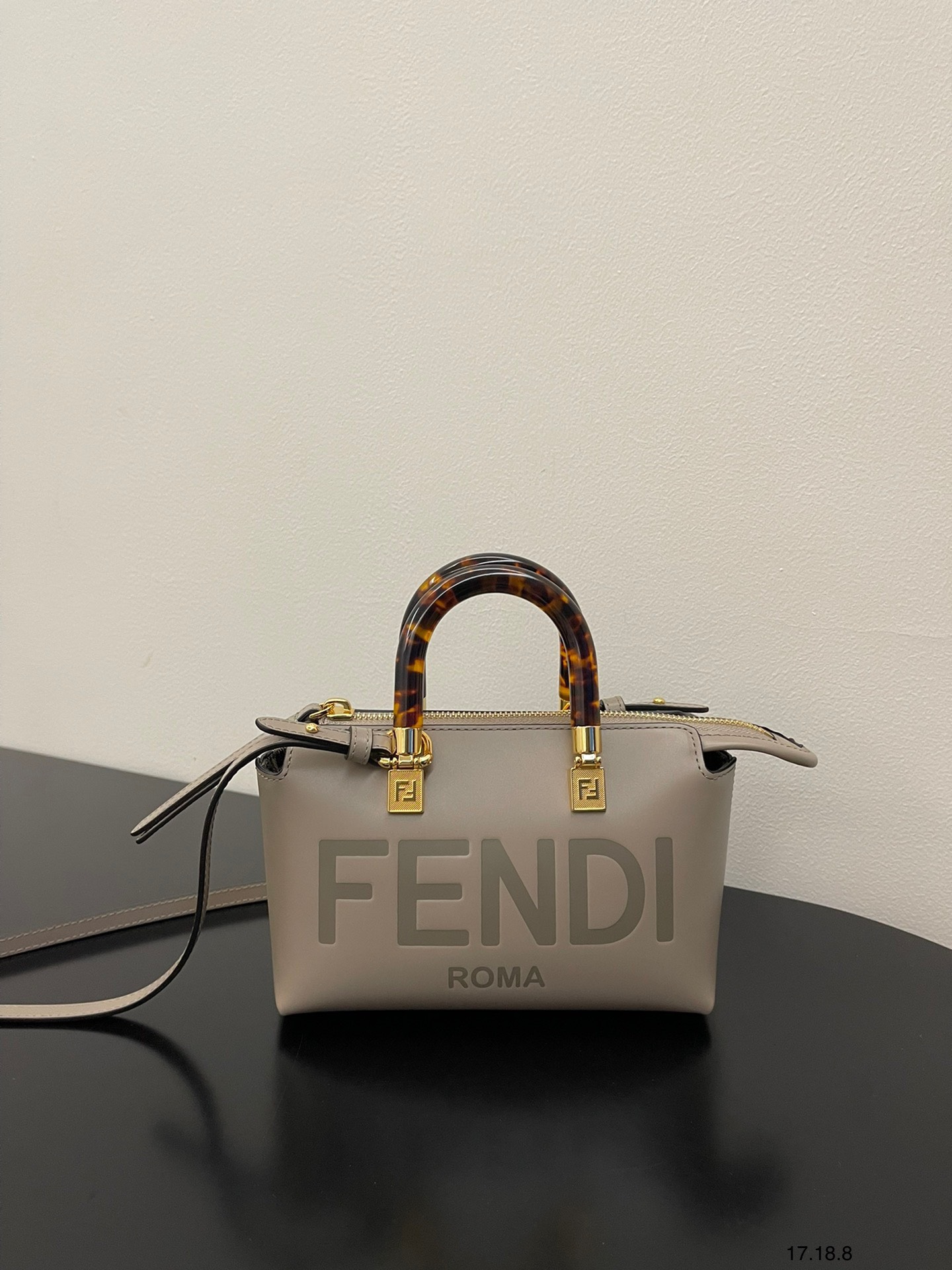 Túi Xách Nữ Fendi Siêu Cấp RLCFD2443