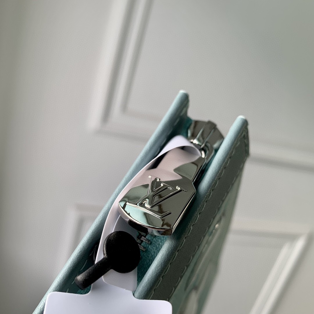 z4506661635349_be195db55dd68dd28337e8ccfa13e248