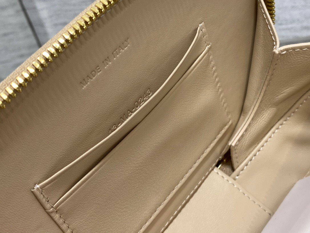 z4537692929901_74fc3754fbaade02f5d1a9d6ee59204c