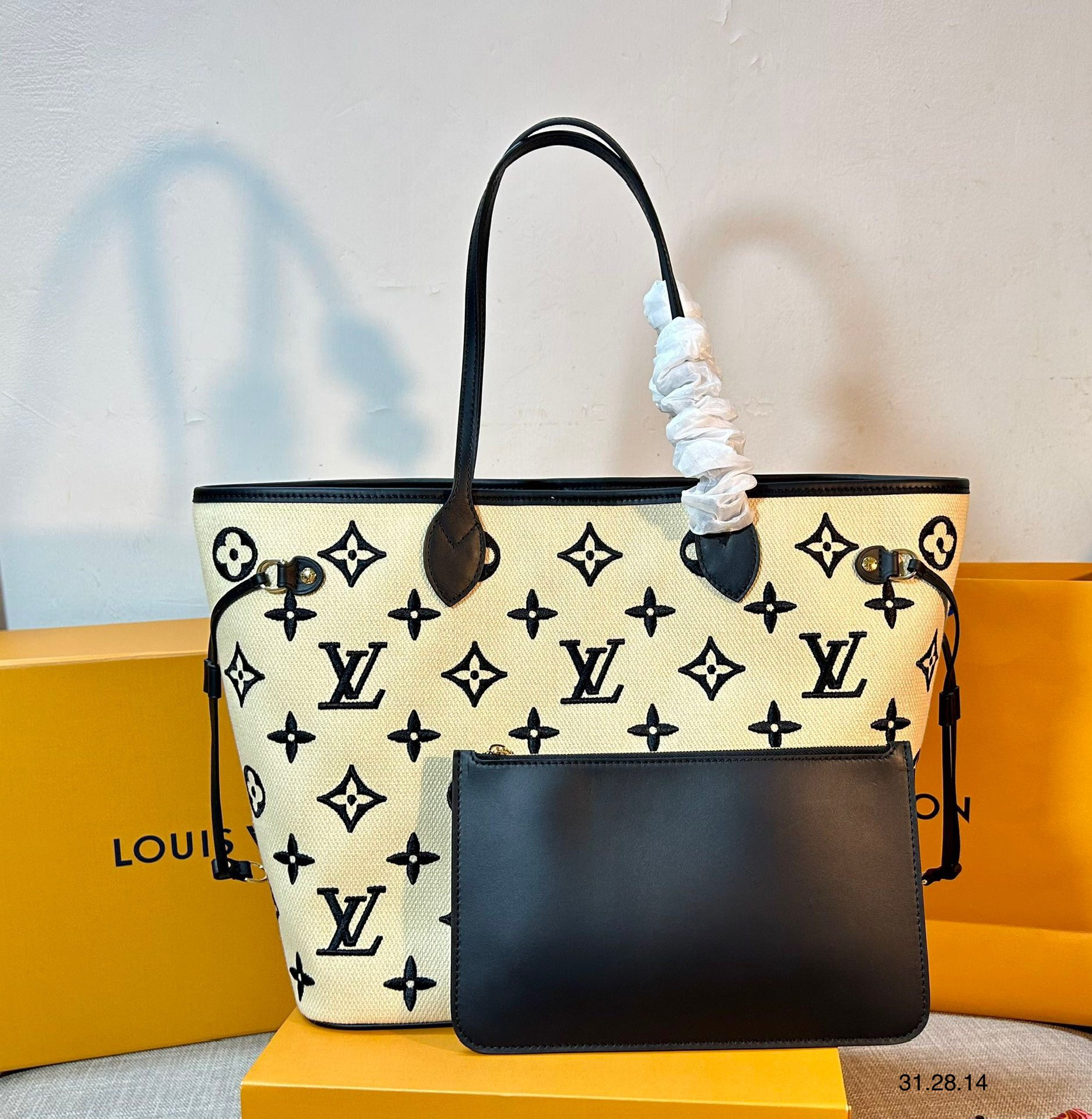 Túi xách nữ Louis Vuitton Siêu Cấp RLCLV2739