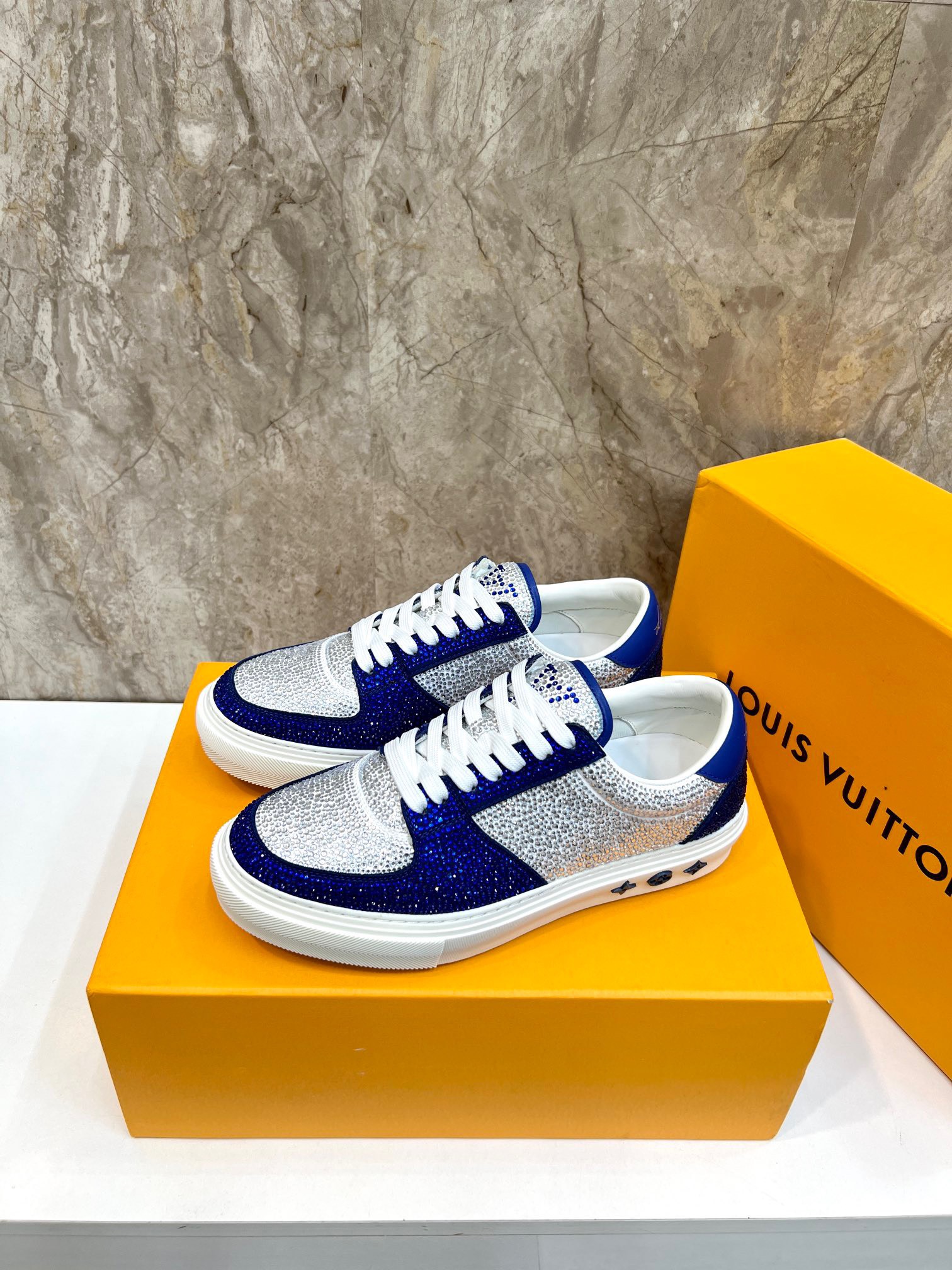 Giày nam Louis Vuitton Siêu Cấp RLCLV2763