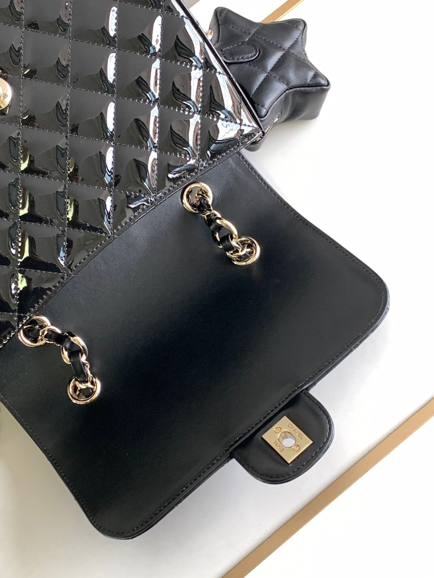 z5072597864747_a618ac425ac8a6fcfb015df390b38631