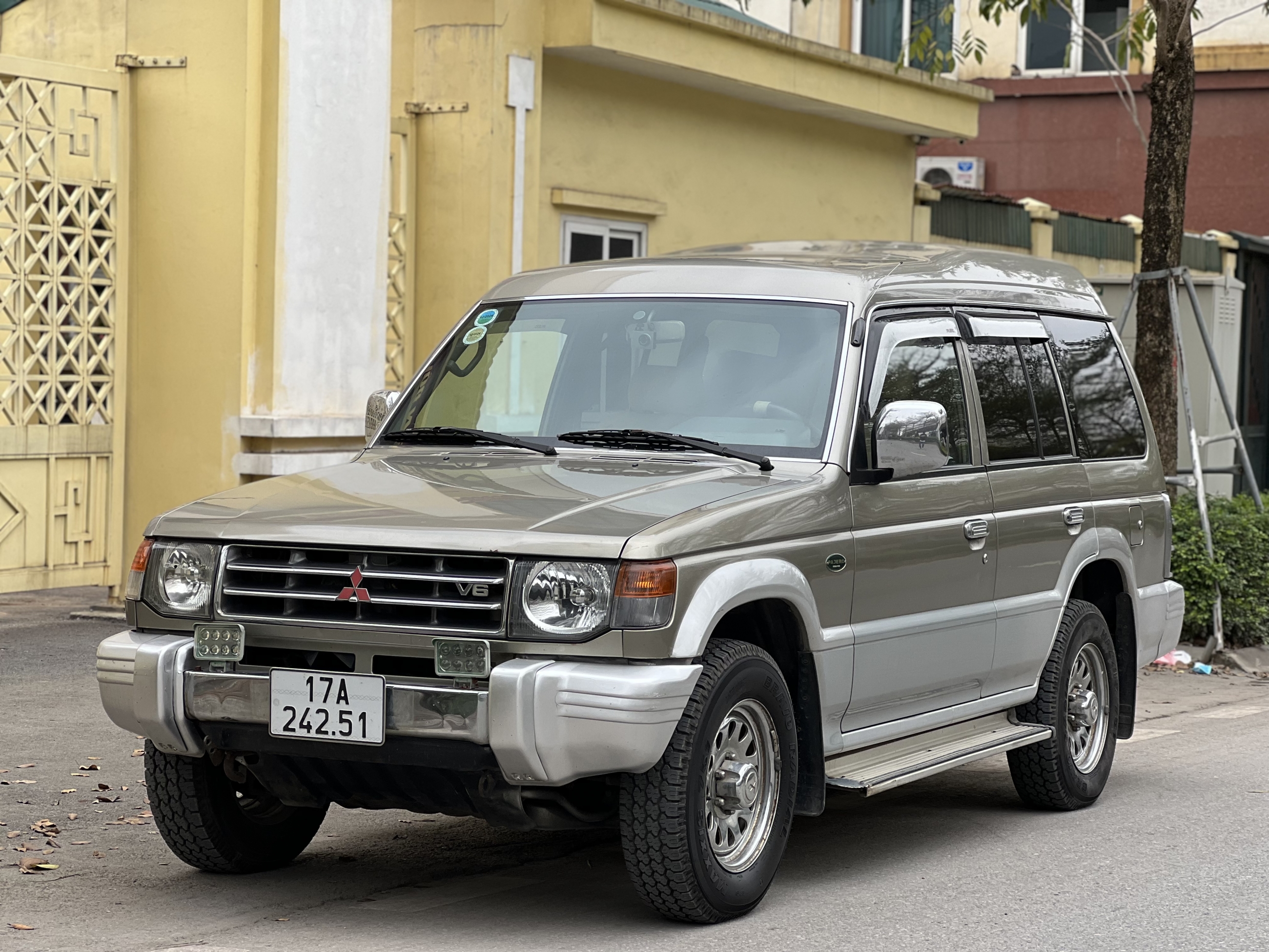 Mitsubishi Pajero 2007 V33 4x4 rất đẹp