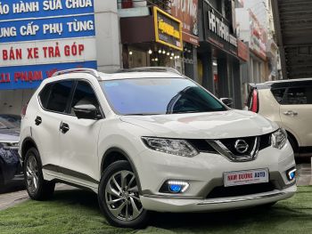 Nissan X Trail 2.5 SV Premium 4x4 2017