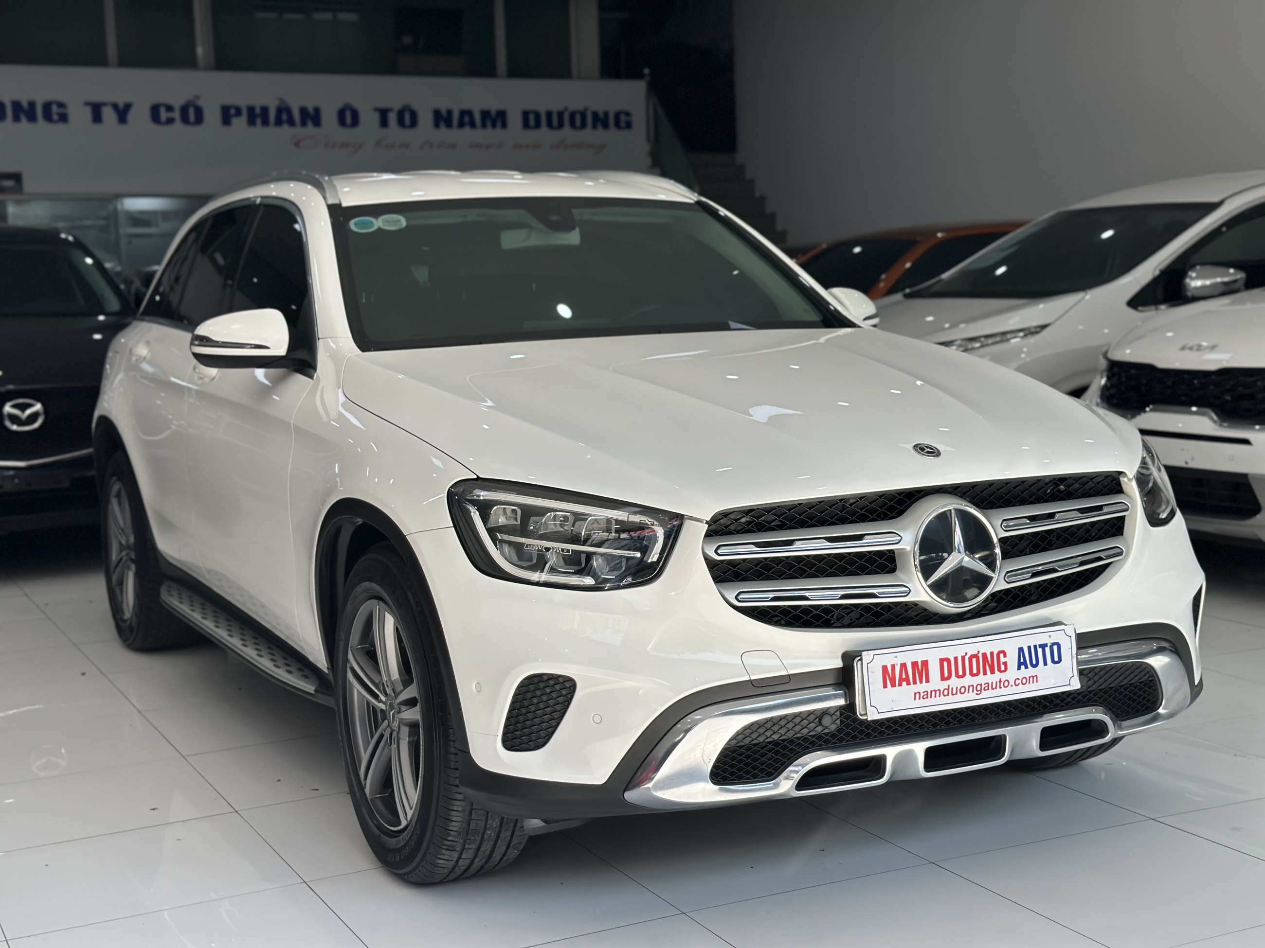 Mercedes Benz GLC 200 model 2020