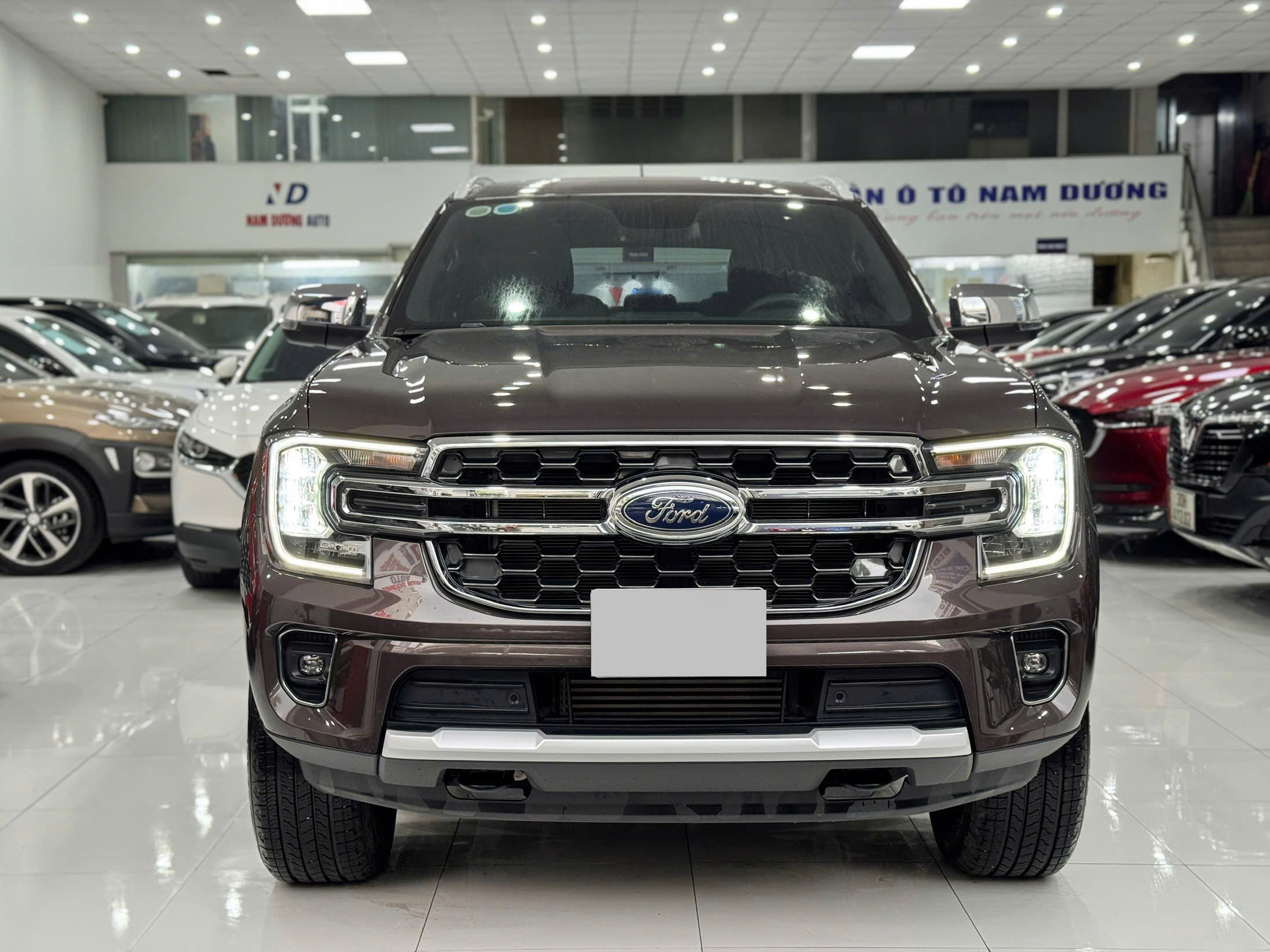 Ford Everest Titanium 2.0L 4x2 AT 2022 đăng ký 2023
