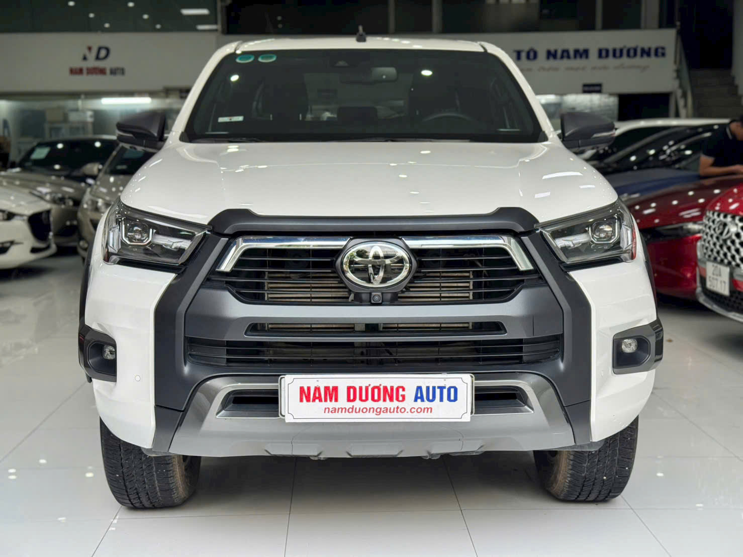 Toyota Hilux 4x4 Aventure 2024 siêu lướt 5000 klm
