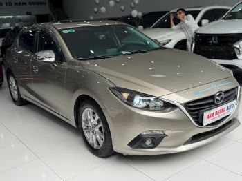 Mazda 3 AT 2017 màu vàng cát