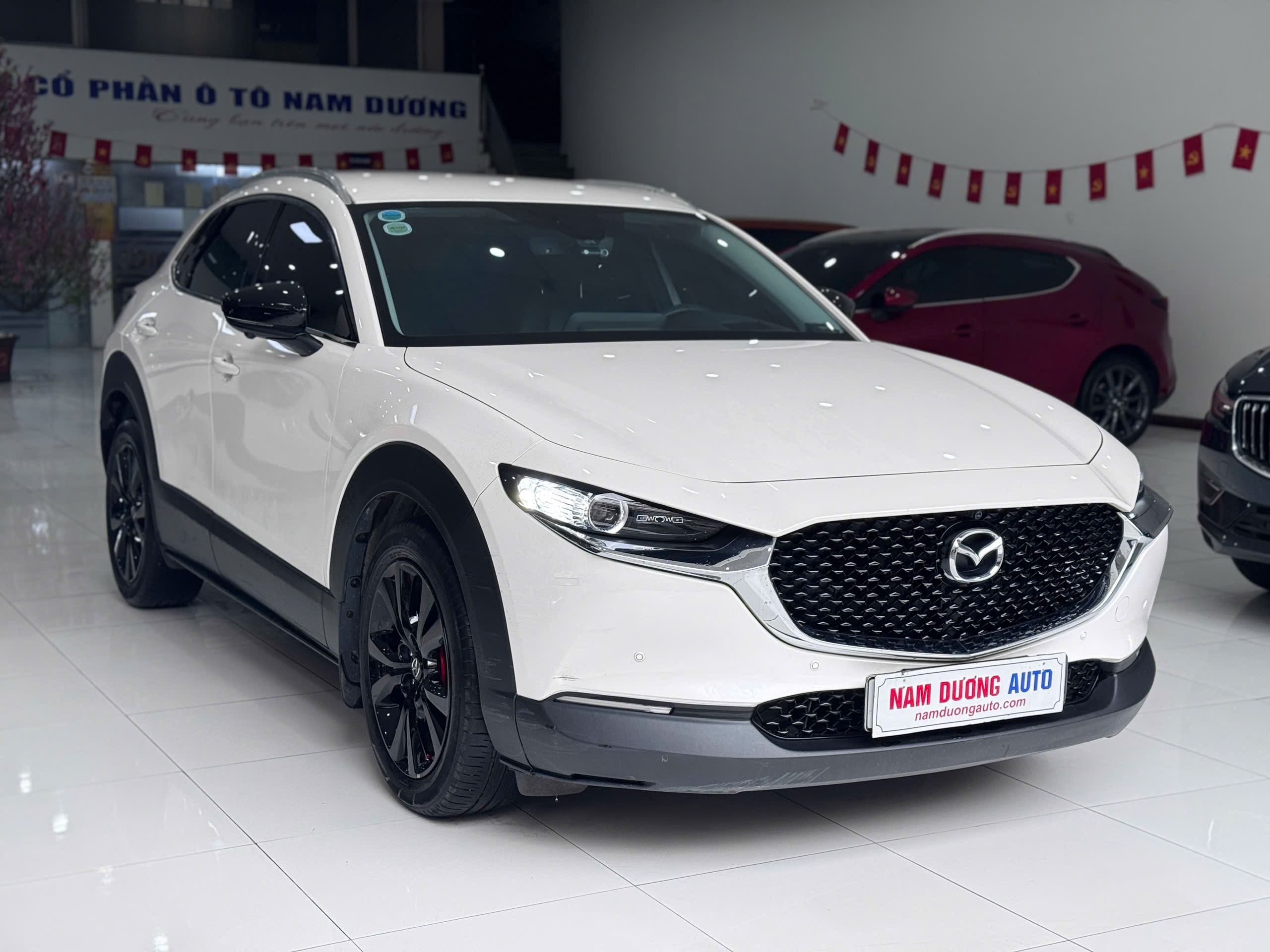 Mazda CX30 Luxury 2021 màu Trắng