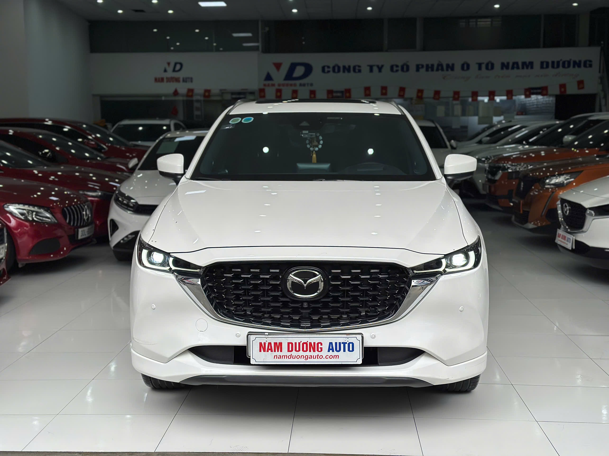 CX5 Premium Exclusive 2024 màu trắng