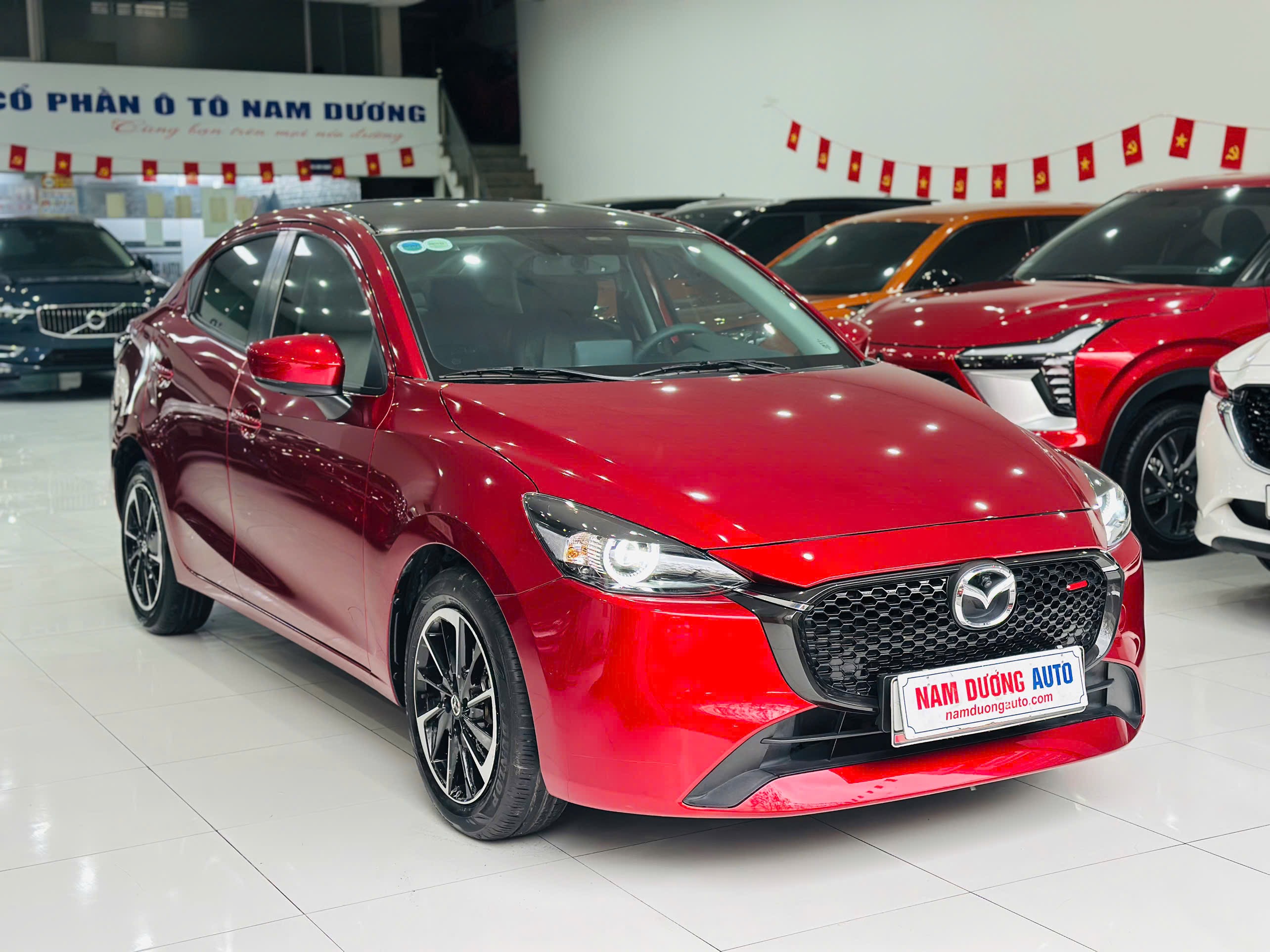 Mazda 2 Luxury 2024 màu Đỏ
