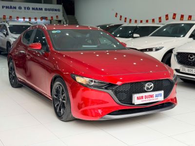 Mazda 3 Sport Luxury 2019 màu đỏ