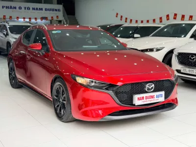 Mazda 3 Sport Luxury 2019 màu đỏ