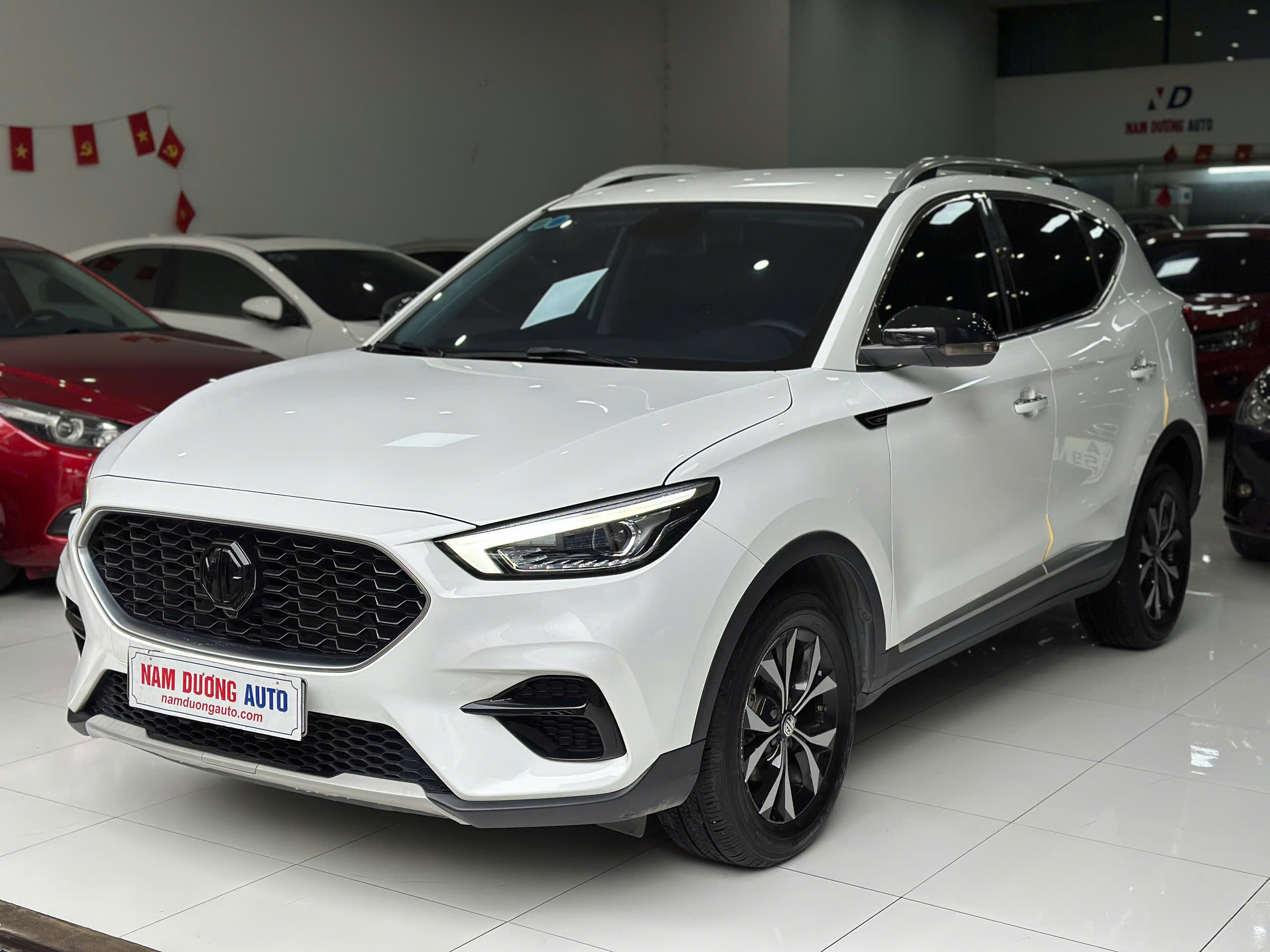 MG ZS STD 2021 màu trắng