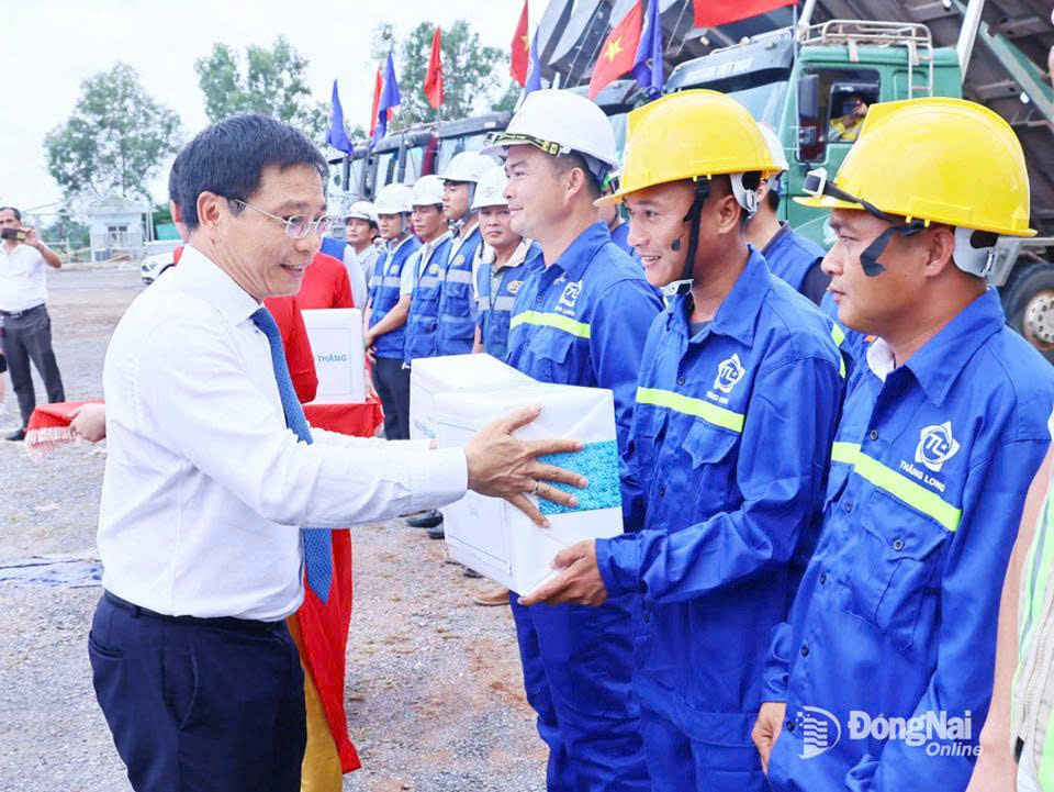 Tổng công ty Thăng Long-CTCP Khởi công các dự án trong điểm  chào mừng  Quốc khánh 2/9