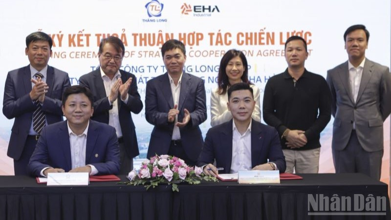 Tổng Công ty Thăng Long ký hợp tác với Công ty EHA Hải Phòng đầu tư-xây dựng-phát triển hạ tầng khu công nghiệp xanh, thông minh.