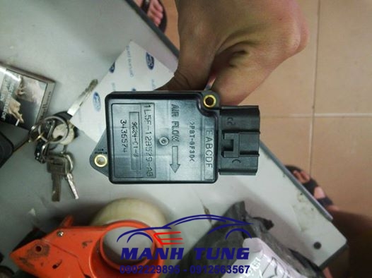 CẢM BIẾN LƯU LƯỢNG GIÓ MONDEO 2.5