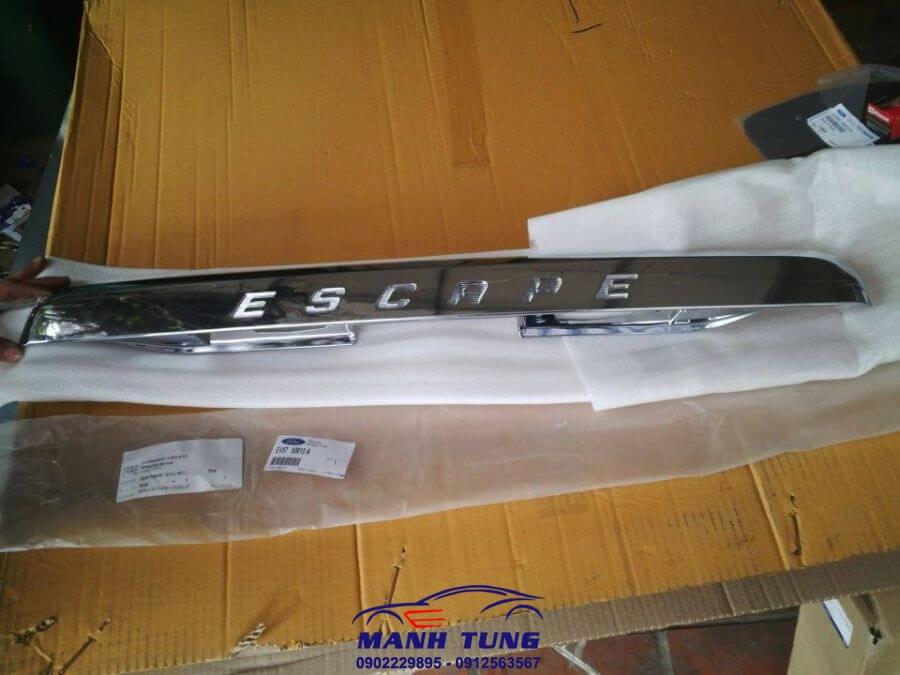 NẸP CỬA HẬU ESCAPE ĐỜI CŨ