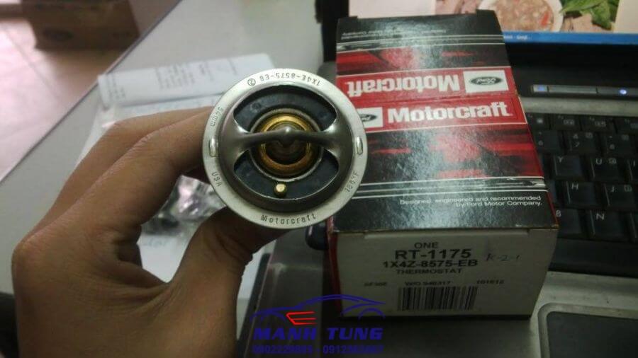 Van hằng nhiệt,Mondeo 2.5,Escape 3.0 - 1X4E8575EB