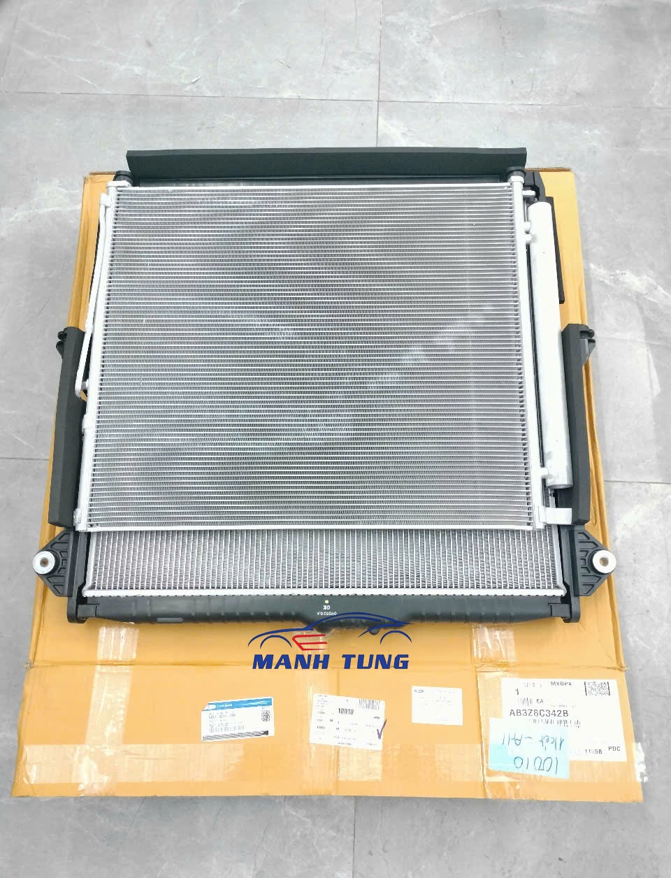 Cụm dàn nóng + két nước , Ranger,BT50 2.2 3.2 - AB3Z8C342B