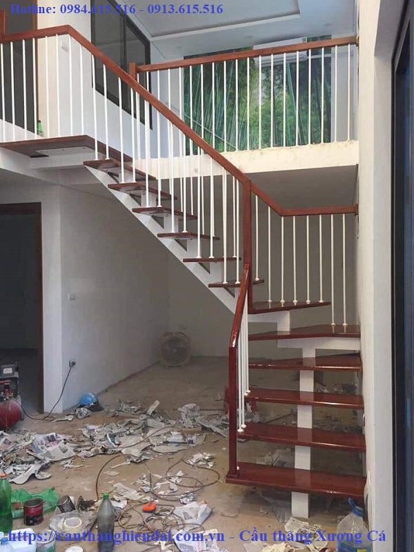 Mẫu cầu thang sắt nghệ thuật đẹp nhất, giá rẻ nhất tại Hạ Long