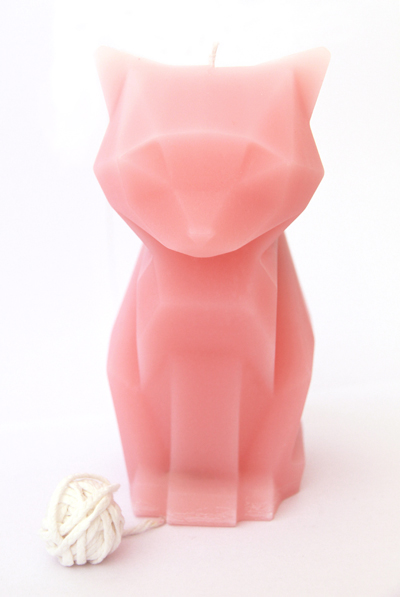 Nến mèo ngọt ngào cháy đến tận xương 1