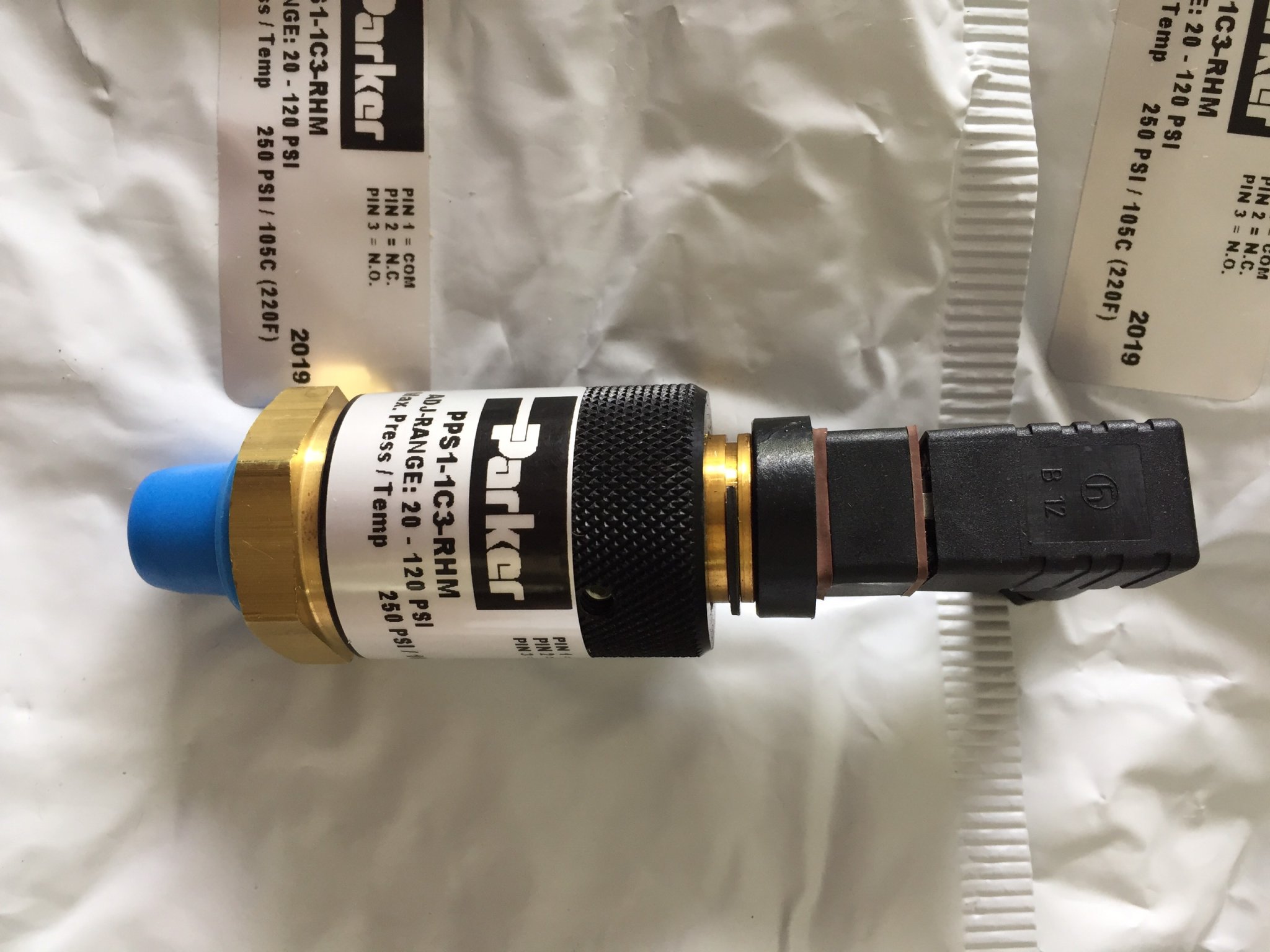 Công tắc áp suất Pressure Switch PARKER PPS1-1C3-RHM