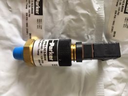 Công tắc áp suất Pressure Switch PARKER PPS1-1C3-RHM