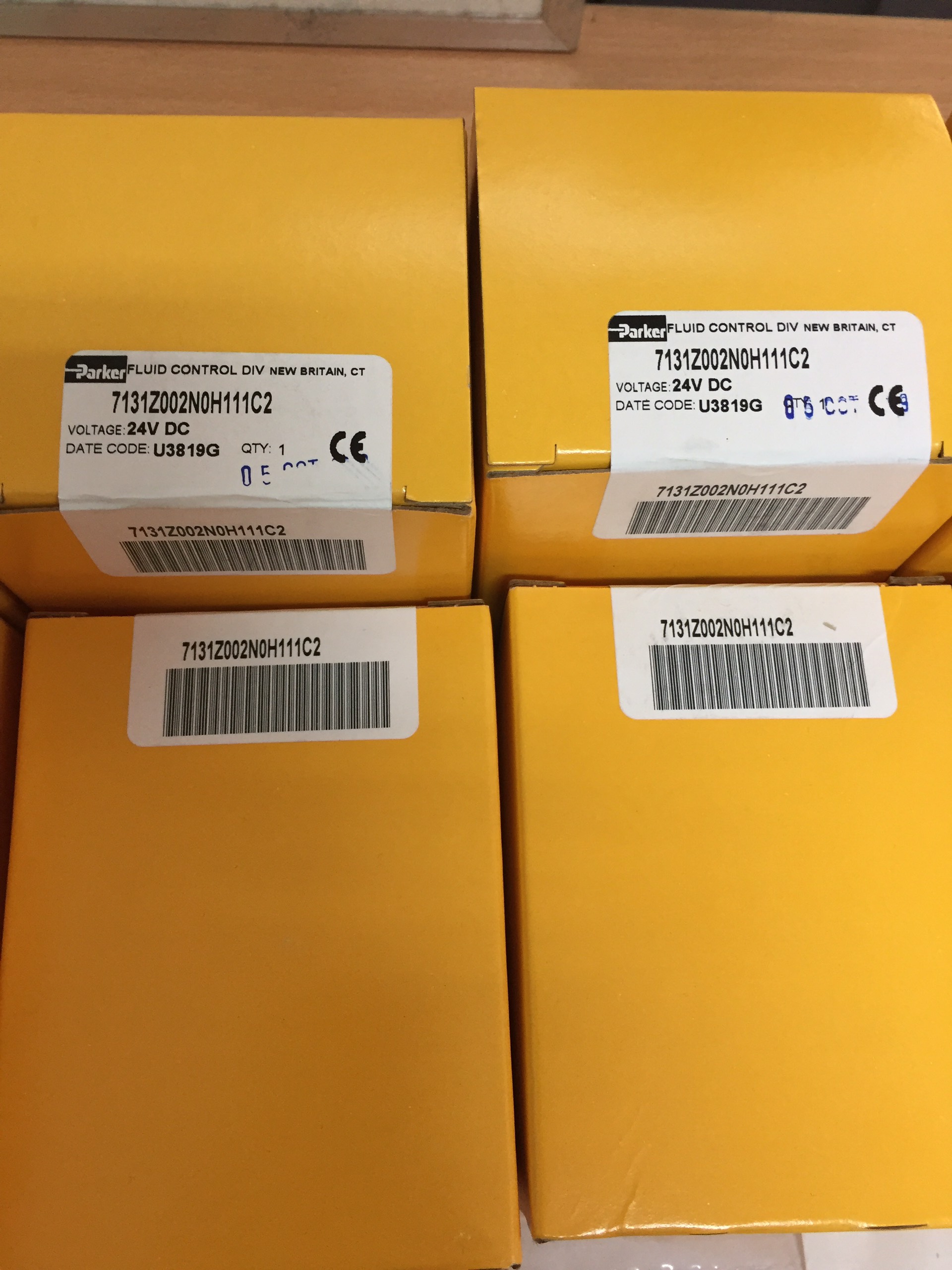 VAN ĐIEN TU PARKER 7131Z002NOH111C2-3