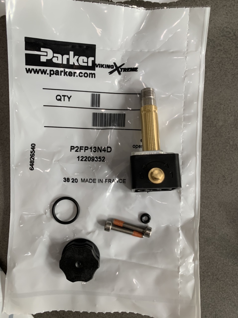 Van định hướng Parker, PN P2FP13N4D (3)