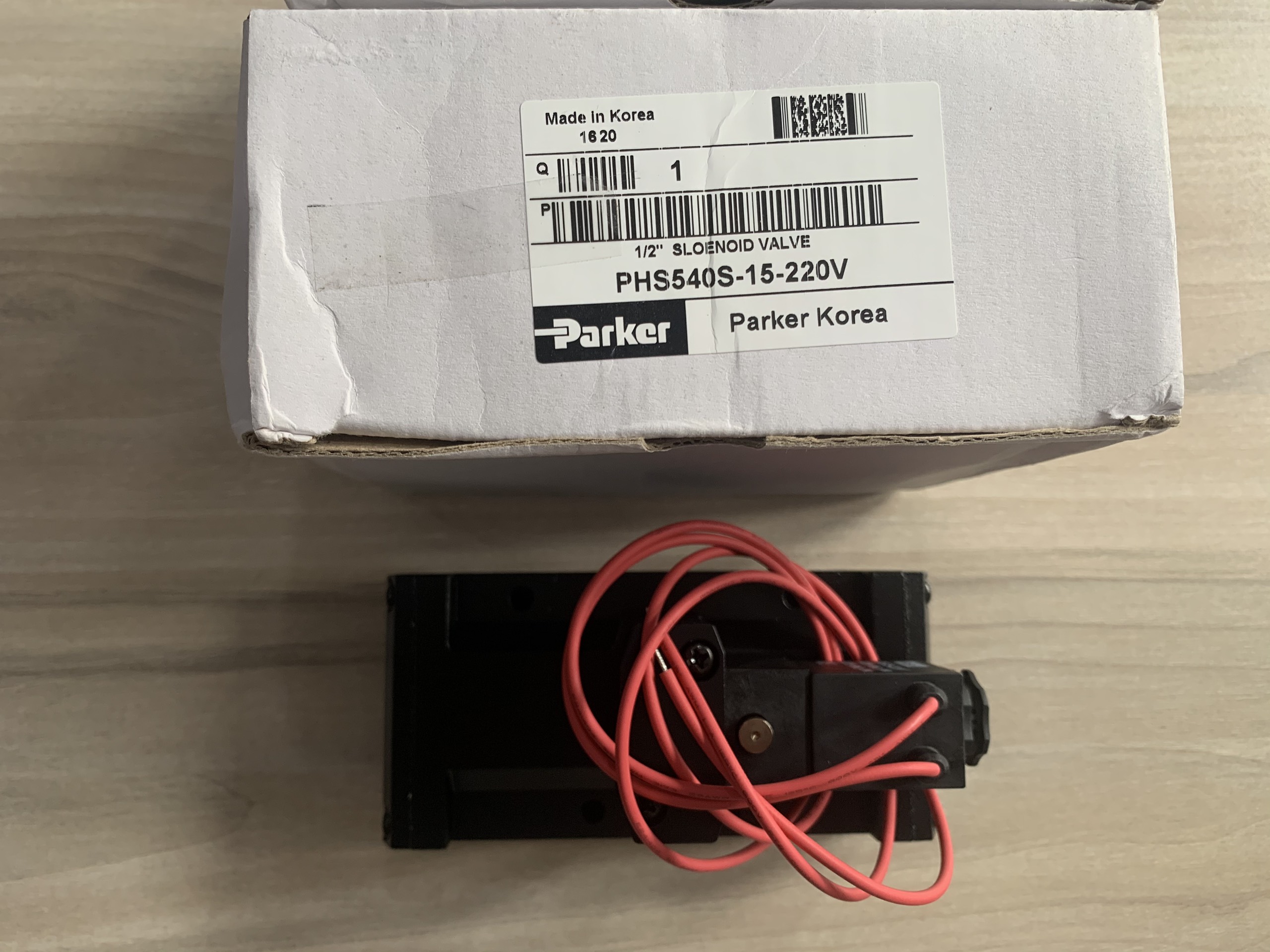 Van khí nén Parker PHS540S-15-AC220V (4)