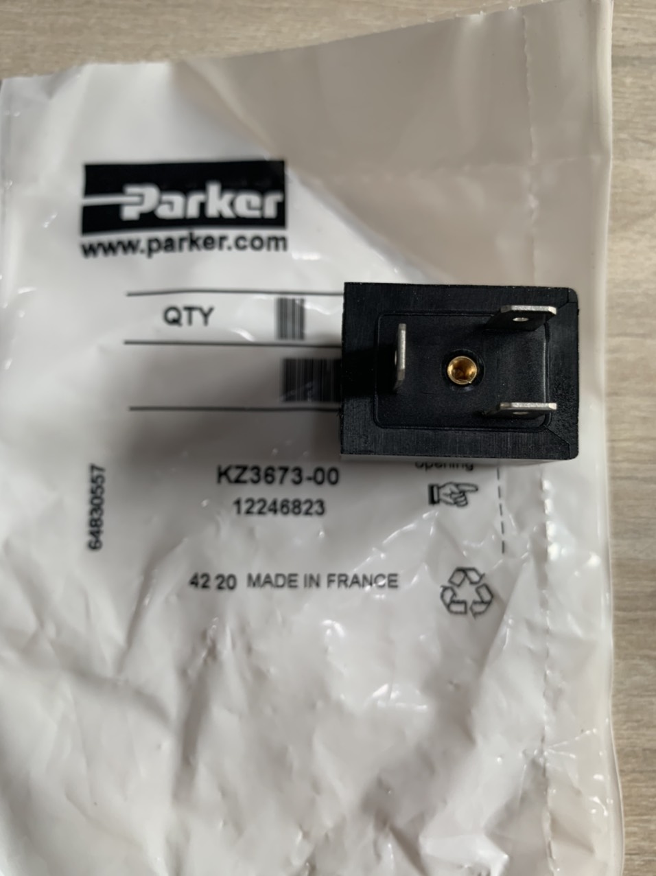 cuộn cảm PARKER KZ3673