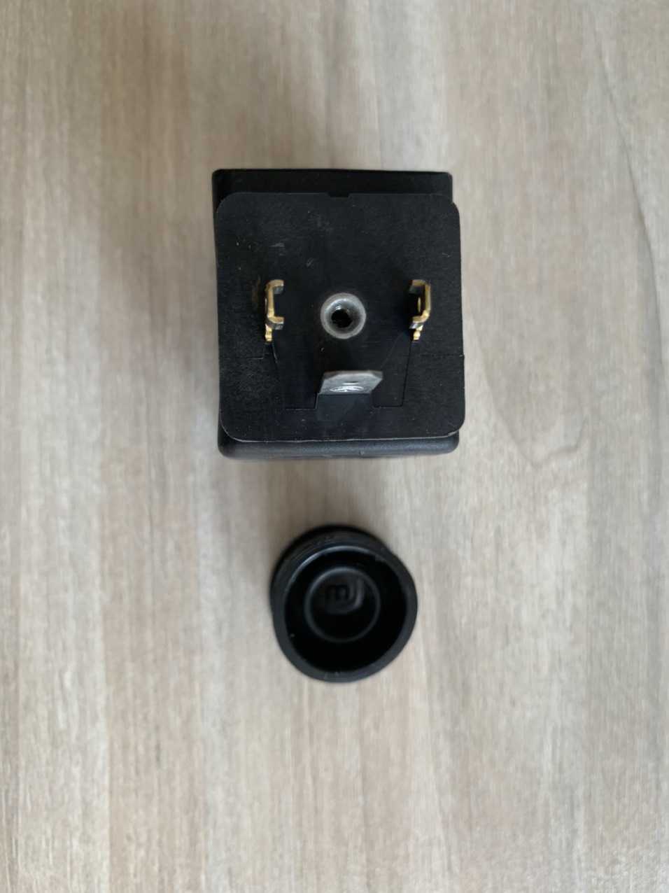 Cuon cam Parker 483510S6 (3)