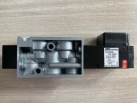 Van định hướng khí nén PARKER KURODA RCS2408-03-200G (8)