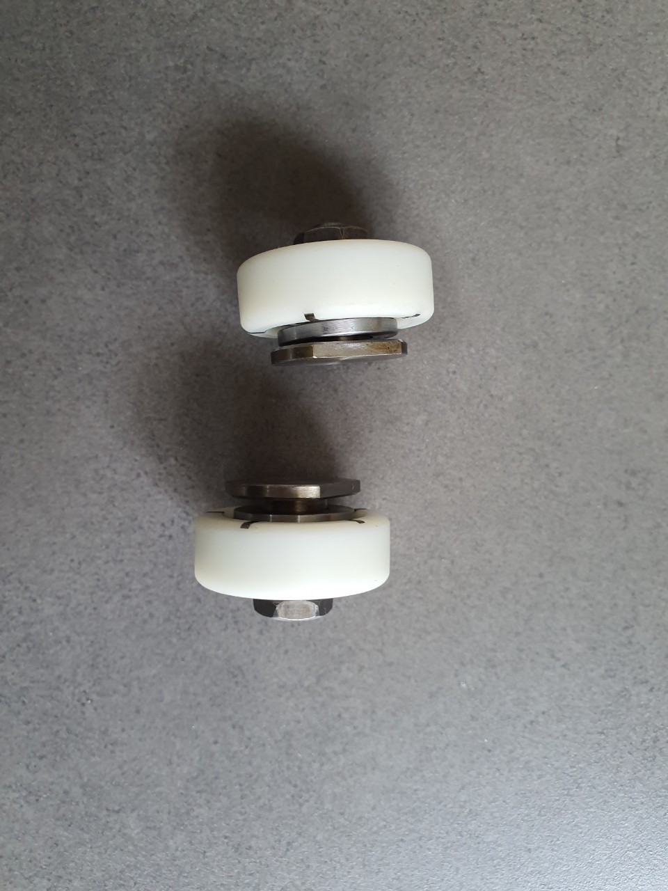 Bánh xe lắp sẵn ốc chữ T, đồng tâm Parker 002-1453-02 (3)