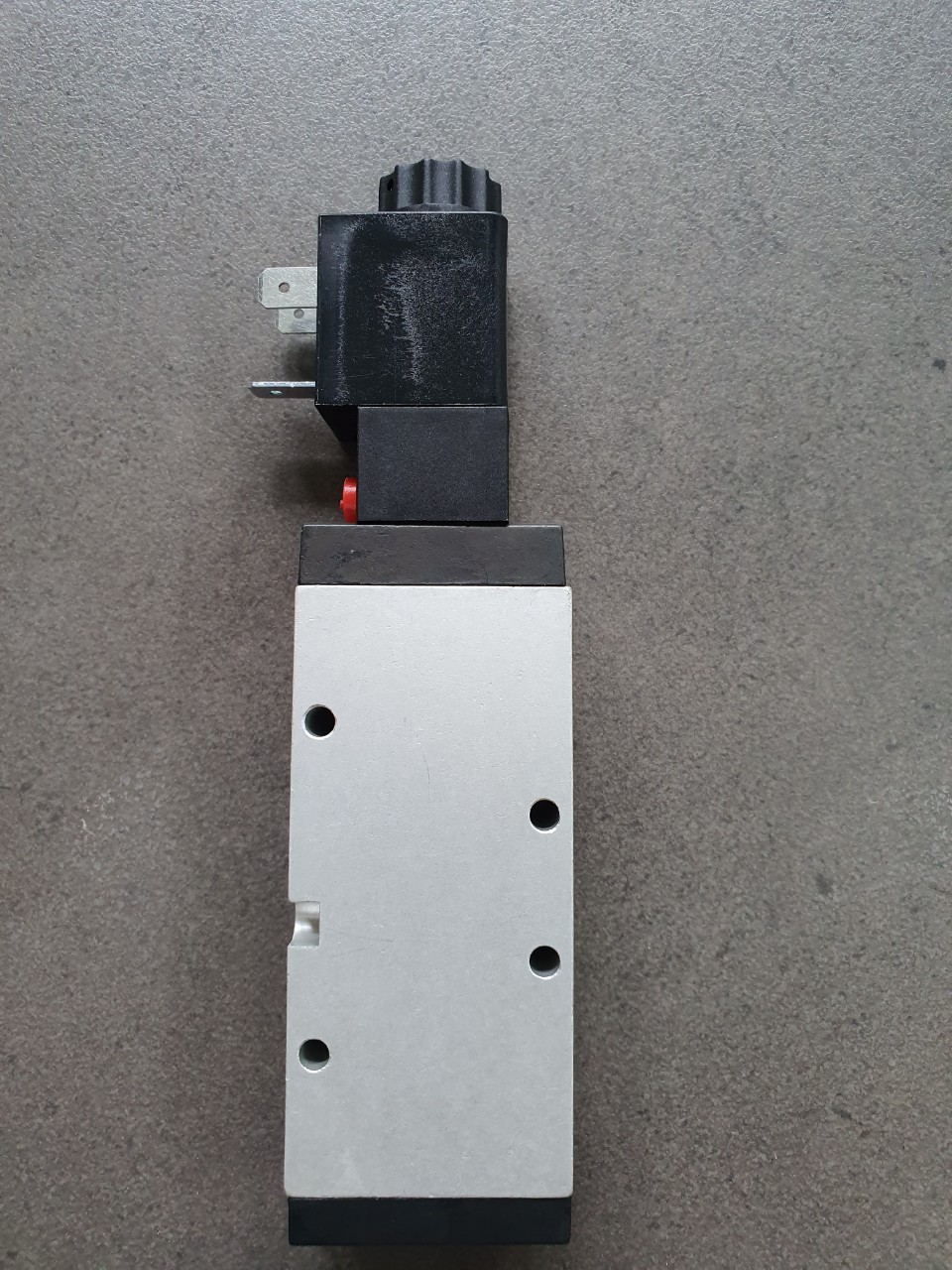 Solenoid valve P2LBZ512ESNDCB49 (2)