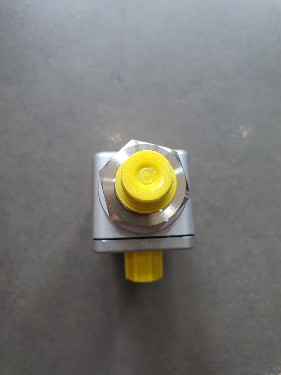 Cảm biến điều khiển Parker SCPSD-250-14-15 (2)